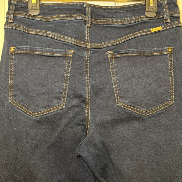 INC International Concepts Curvy Fit Skinny Leg Cropped Denim Jean Size 12 - Picture 4 of 10